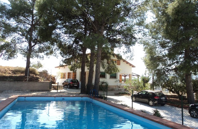 Une grande maison, idéale pour les grandes familles et les groupes d'amis.