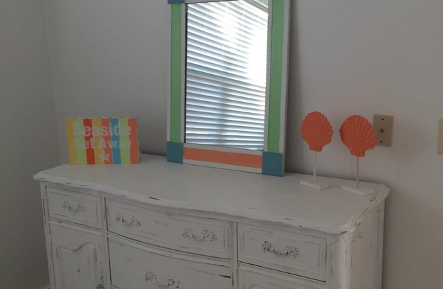 Beaucoup pour un Little..Check Notre Cottages Out!