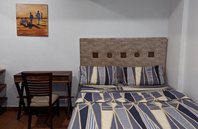 A lovely studio apartment with gym and pool access