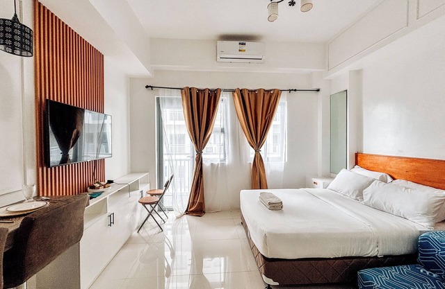 A Minimalist Urban Retreat