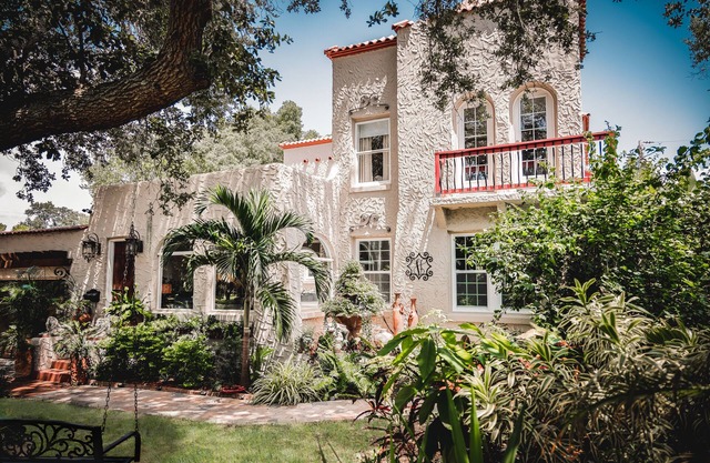A Piece of History, Great Babe Ruth’s Build!! - Spanish Style Hacienda, 4BR/5BA!