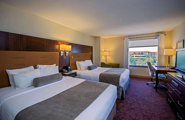 A Place You'll Surely Enjoy! 3 Spacious Units, Free Parking, Pets Allowed!