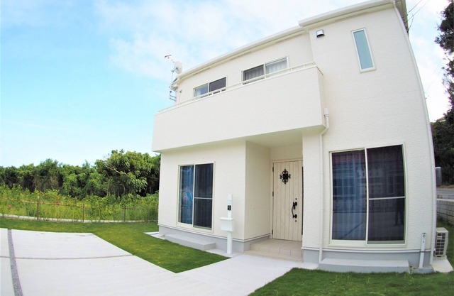 A private lodging facility to soothe your body and mind in the charming city of Nanjo 8 minutes by / Nanjo Okinawa