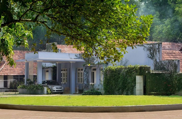 Une chambre privée dans un bungalow exclusif
