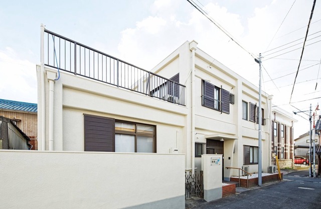 A rental facility for up to 15 people for families clubs corporate training etc with both barb / Tokoname Aichi