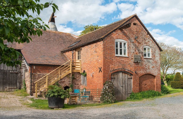 A self-contained holiday let set on a working farm with complete privacy