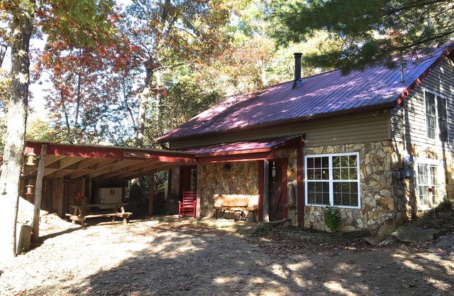 UNE PIERRE Cottage Retreat - SO SPÉCIALE!