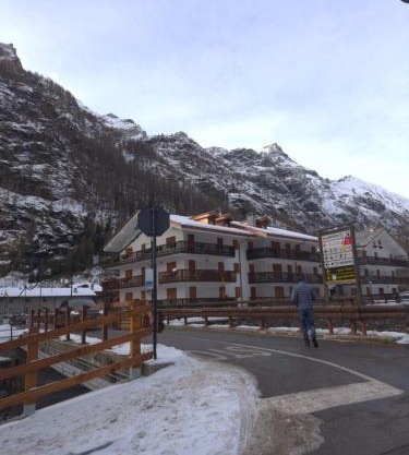 A stone's throw from the slopes in Gressoney