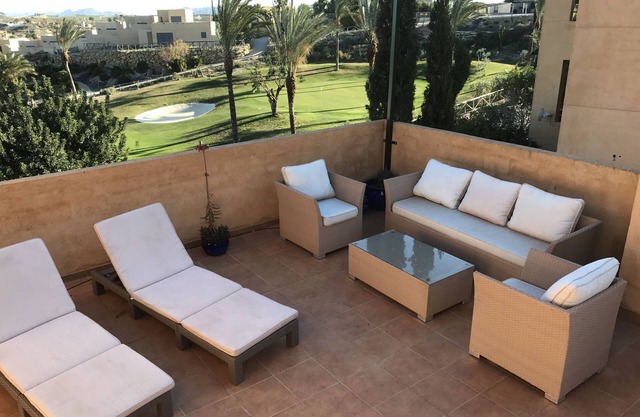 Un superbe duplex de 3 chambres avec terrasse et solarium