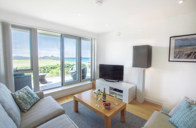 Un superbe appartement au premier étage dans un développement primé à Porth.