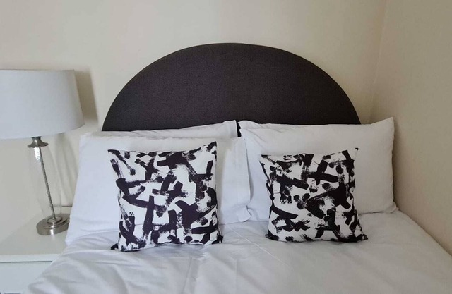 A stylish 3 bedroom accommodation in Stevenage