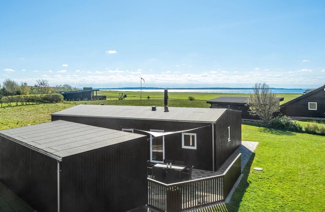 3 bedroom accommodation in Thyholm
