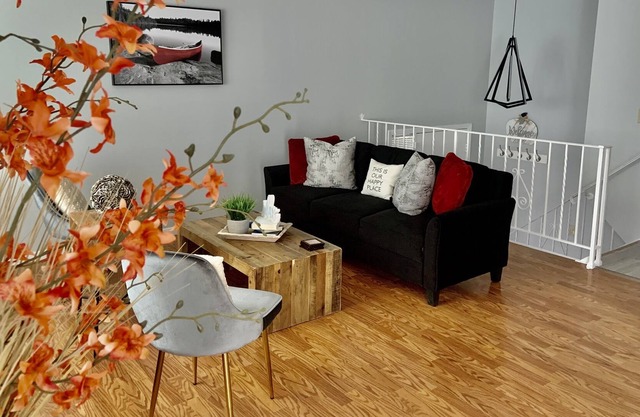 A Townhouse with a Cabin feel in the City