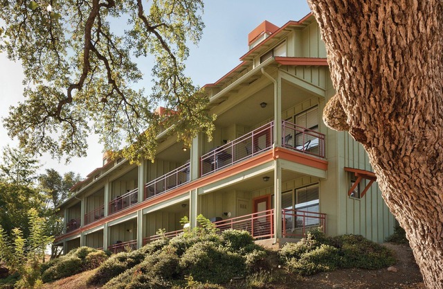 A True Treasure Resort in Gold Rush Country!
