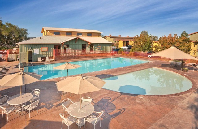 A True Treasure Resort in Gold Rush Country!