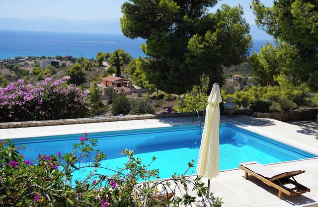 Une villa de deux-maison avec vue à couper le souffle pour la détente et le plaisir