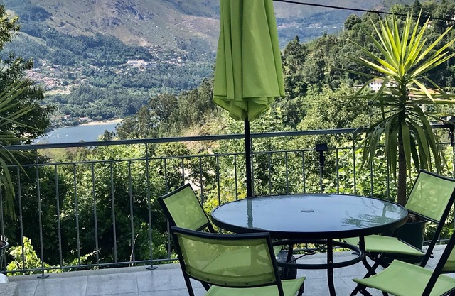 Un très agréable, confortable appartement dans le Peneda Gerês avec lac et plage