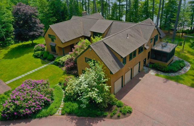 A Year Round Luxury Home avec une grande plage privée sur Sebago