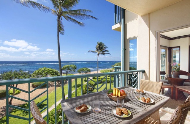 OCEANFRONT SUITE A306 ** AC ** Resort Pool & Restaurant