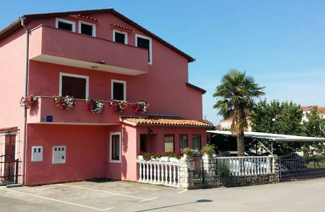 A4+2 - Two Bedroom Apartment, Sleeps 6