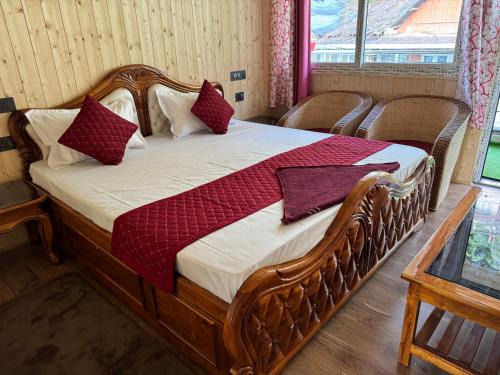 AamaHomeStay Suite Room with bath tub