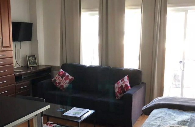 Abanico central all-equipped studio - long stays only