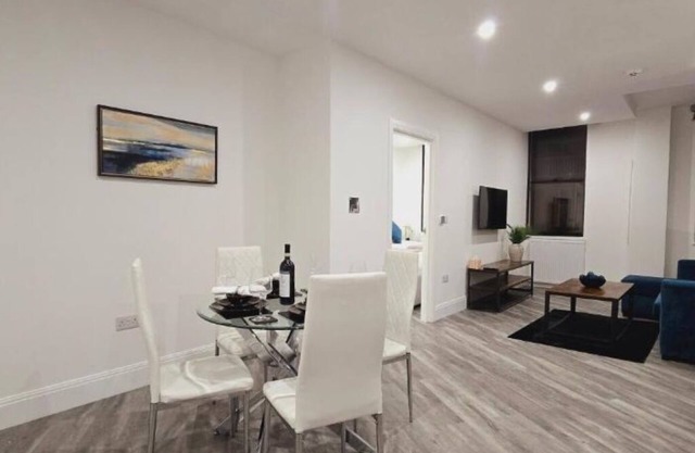Abbey Corner by Nivaas 2 : One-Bedroom Premier Apartment