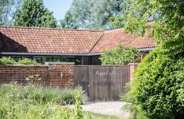 Abbey Hall Haus, Eye (Air Manage Suffolk)
