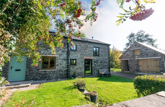 Abereithrin Cottage - Deux Chambres Maison, Couchages 4