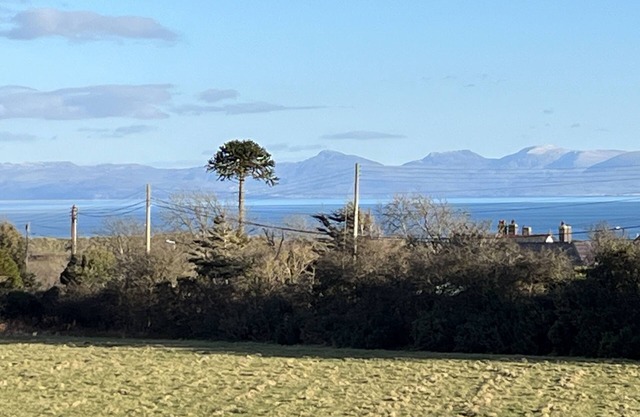 Abersoch studio with a decking area with amazing views.
