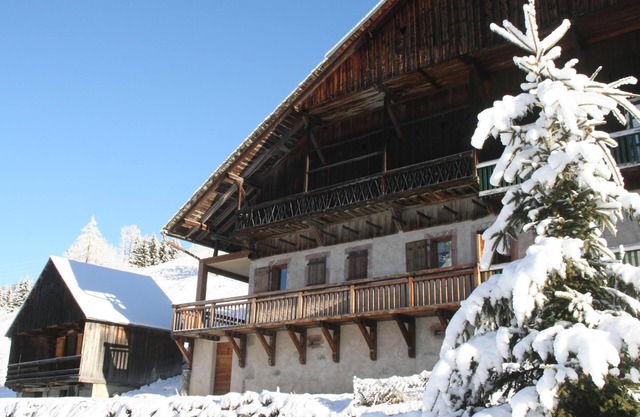 Très beau chalet traditionnel de charme 3*- Portes du soleil - vue magnifique