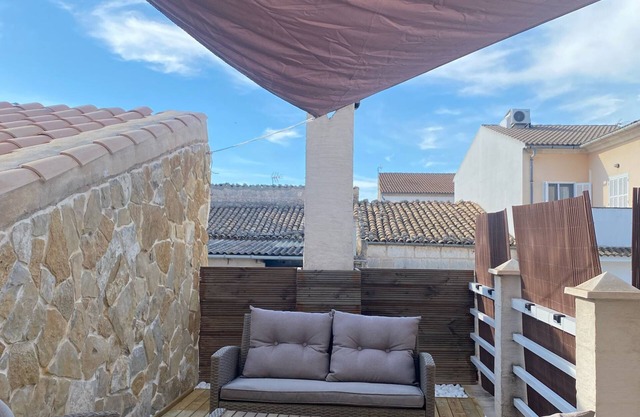 Absolute tranquility in the wonderful village of Muro, 10 minutes from the sea.