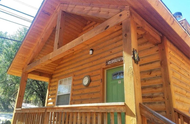 Antlers Crossing # 3 Western Cabin - Cabines confortables Immobilier, LLC.