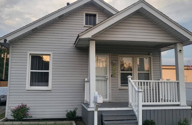 Access to surrounding Detroit areas including Royal Oak, Ferndale, & Birmingham.
