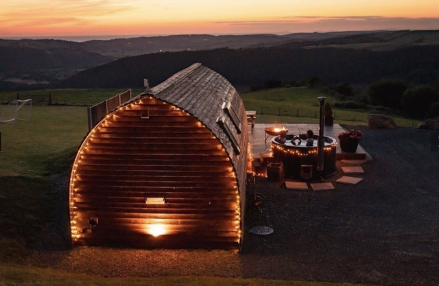 Large-Accessible-Cabine-Douche