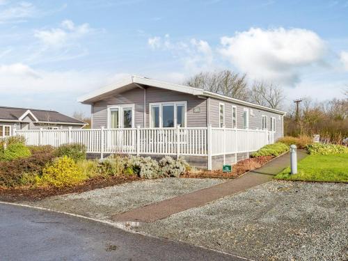 Acer Lodge-Uk37594