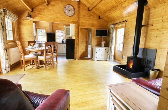 Acorn Lodge