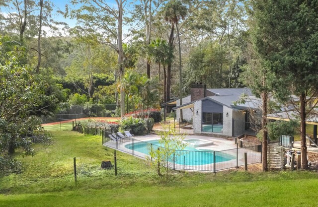 Acreage Estate | Mini Horses| Tennis Court | Heated Pool