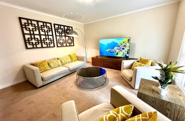 Adelaide Hills 4 bed home near Hahndorf Mt Barker
