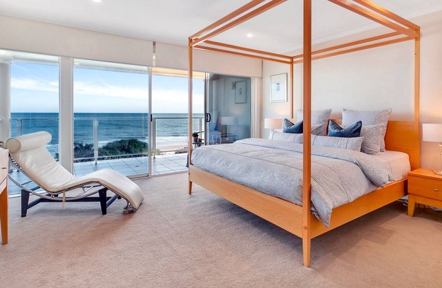 Adelaide Luxury Beach House, Multi-Award, Sea Views & Sunsets