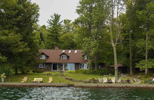 Adirondack Style Lake House, accessible en fauteuil roulant