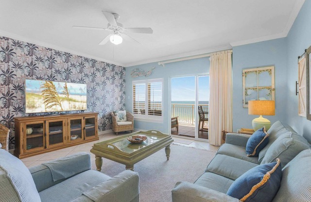 Admirals Quarters 806- Luxury Beachfront, 8th fl