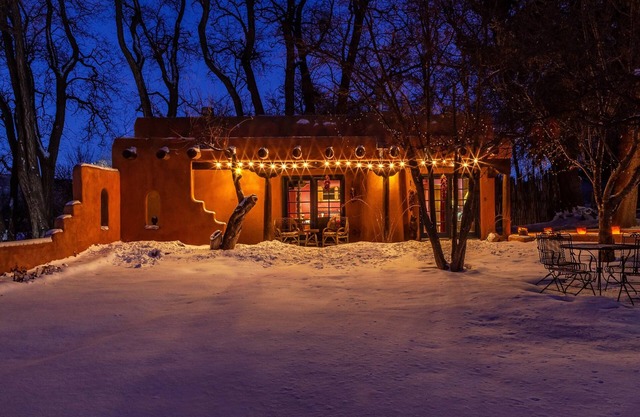 Adobe & Pines Inn