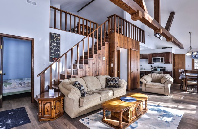 Adorable 2 bedroom Cabin on Butternut Lake