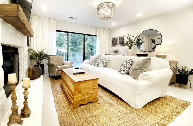 Adorable 2-br guest suite minutes from SouthPark/Uptown