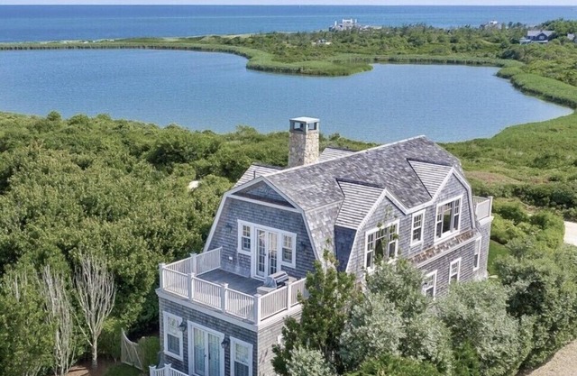 Adorable Cliffside Home with Breathtaking Views