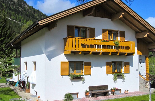 Adorable vacances au milieu de la majestueuse Alpes, à proximité des remontées mécaniques