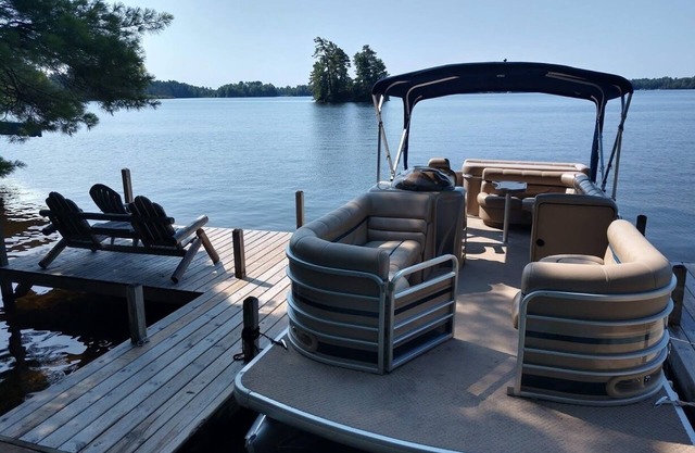 Adorable cabine rénovée sur le lac Manitowish - Vues incroyables!
