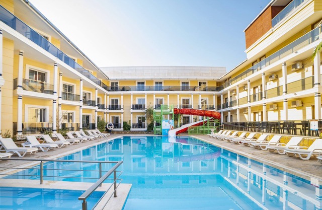 Adrasan Beach Club Hotel