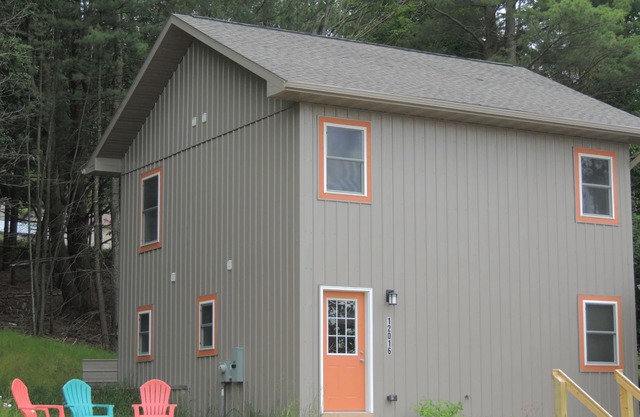 Nouveau chalet avec une sensation moderne